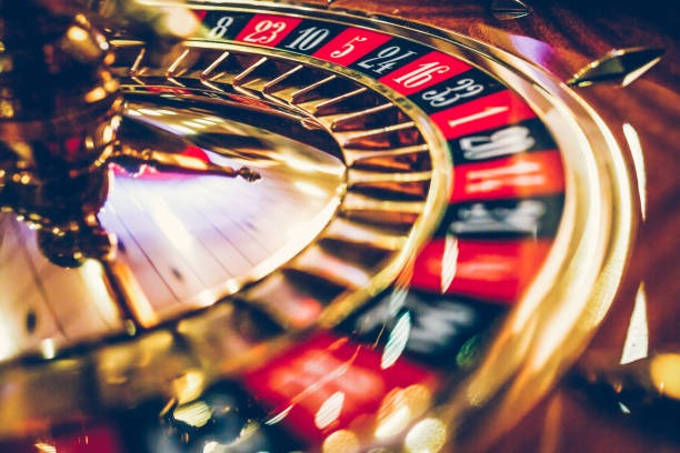 Mobile user enjoying kingbet188 login live-dealer tables